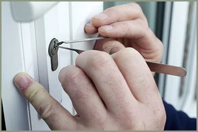 Locksmith Solution Services Cleveland, OH 216-606-9133 - 68-44-15